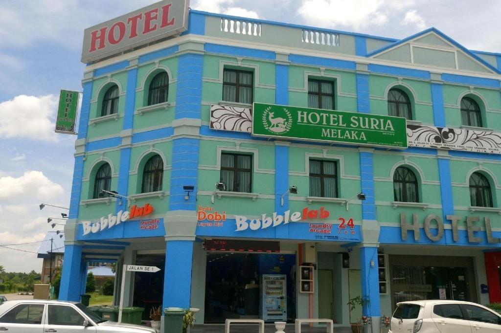 Hotel Suria Malaqa Малакка Экстерьер фото